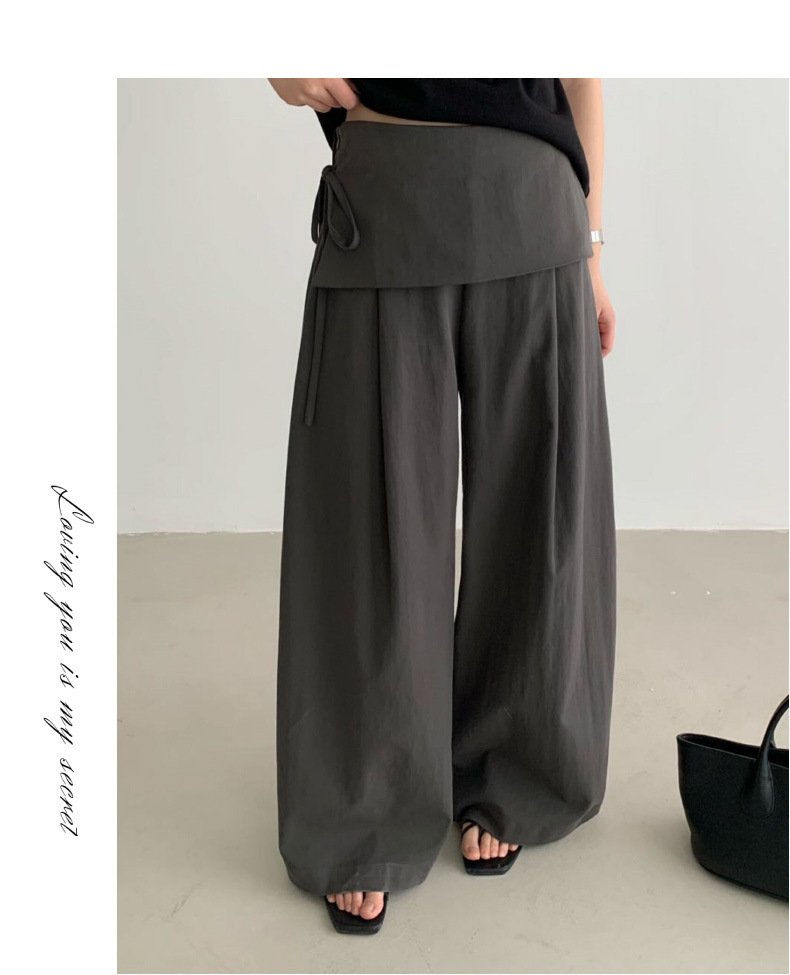 Trendy new spring/autumn casual two-piece skirt and pants set for women, featuring Korean-inspired design, high waist, slimming effect, and straight-leg fit. 12