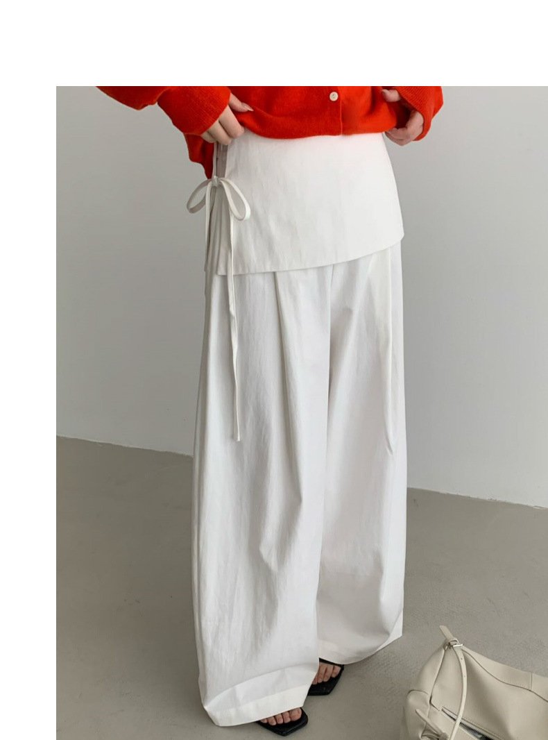 Trendy new spring/autumn casual two-piece skirt and pants set for women, featuring Korean-inspired design, high waist, slimming effect, and straight-leg fit. 17