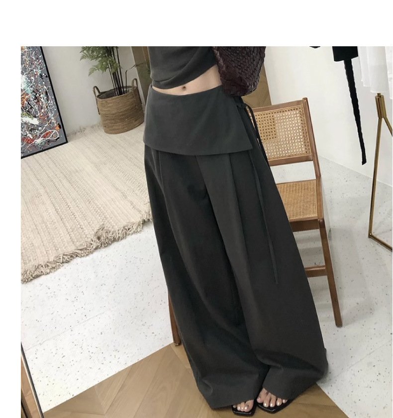 Trendy new spring/autumn casual two-piece skirt and pants set for women, featuring Korean-inspired design, high waist, slimming effect, and straight-leg fit. 14